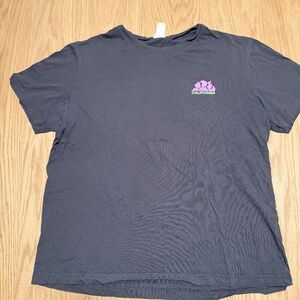 H&M gray t-shirt